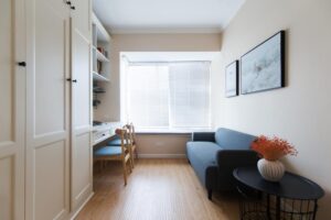 პატარა ოთახის მოწყობა